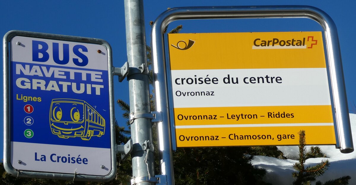 (232'079) - BUS NAVETTE/PostAuto-Haltestellenschilder - Ovronnaz, La Croise + croise du centre - am 18. Januar 2022