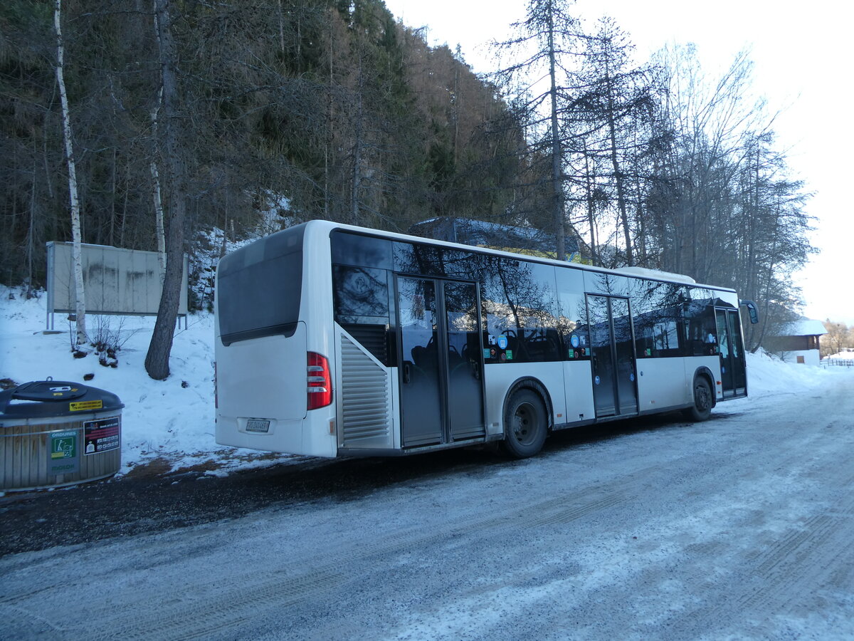 (232'123) - Buchard, Leytron - Nr. 71/VS 240'469 - Mercedes (ex MBC Morges Nr. 80) am 19. Januar 2022 in La Tzoumaz, Villy