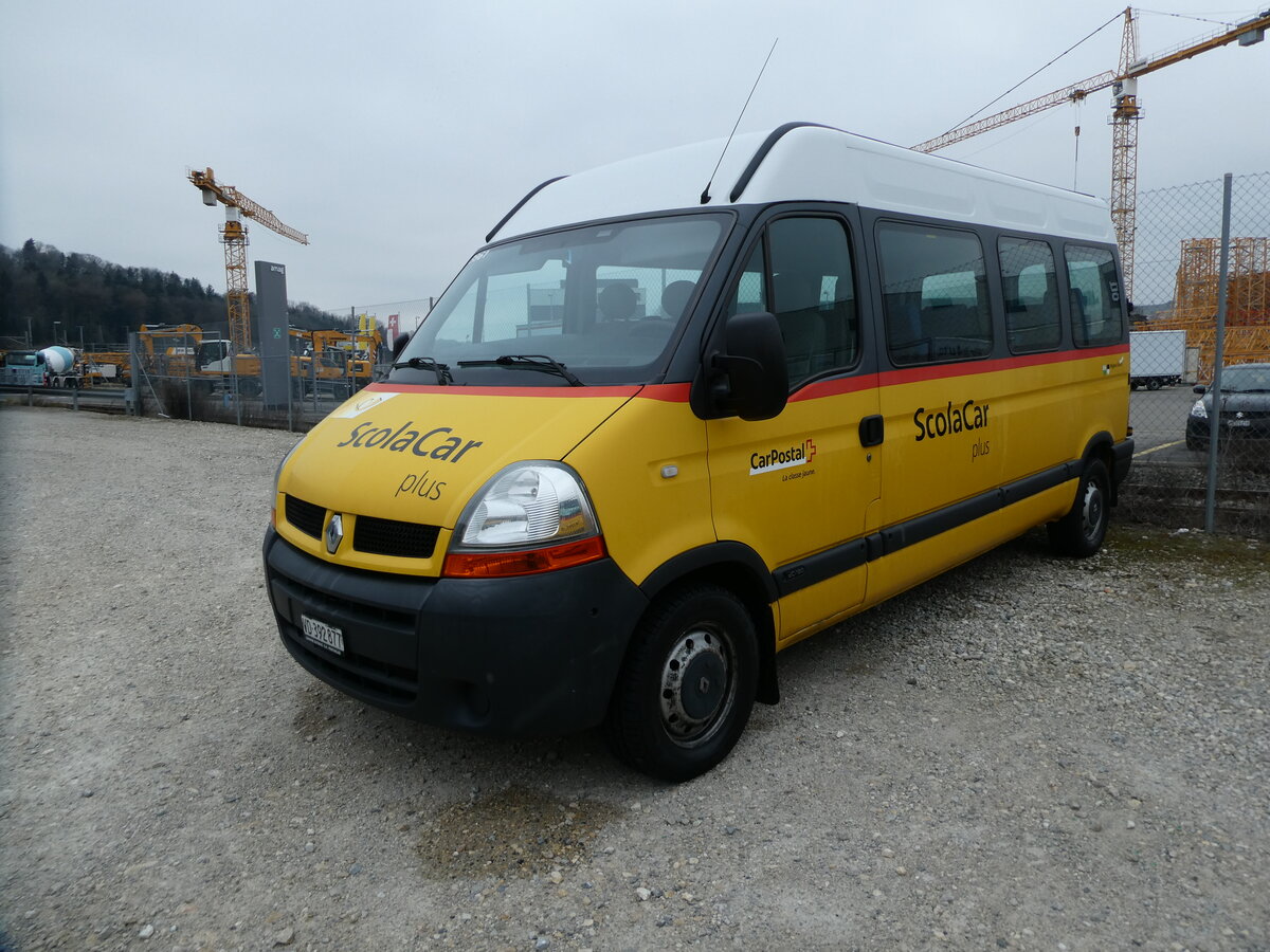 (232'365) - CarPostal Ouest - VD 392'877 - Renault am 23. Januar 2022 in Daillens, Planzer