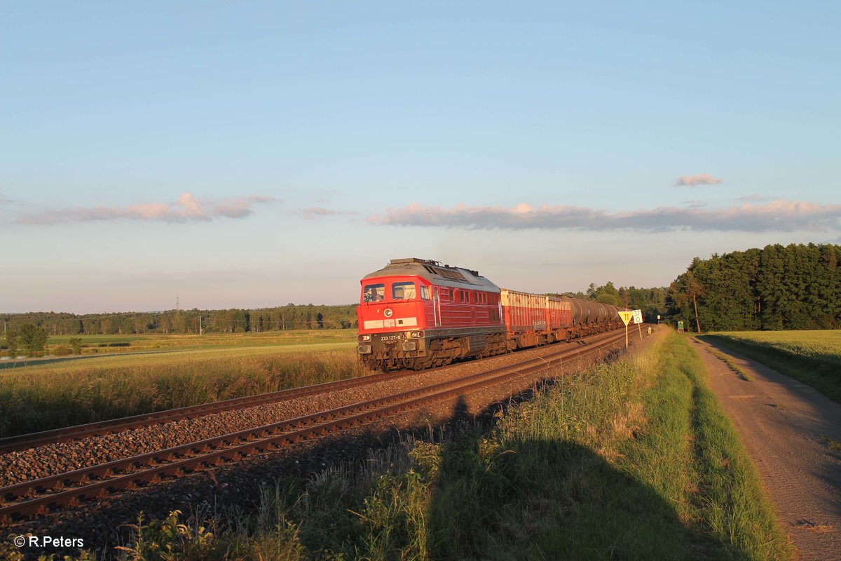 233 127-0 mit dem abendlichen 51716 NNR - LE Frankenwaldumleiter bei Oberteich. 22.06.16