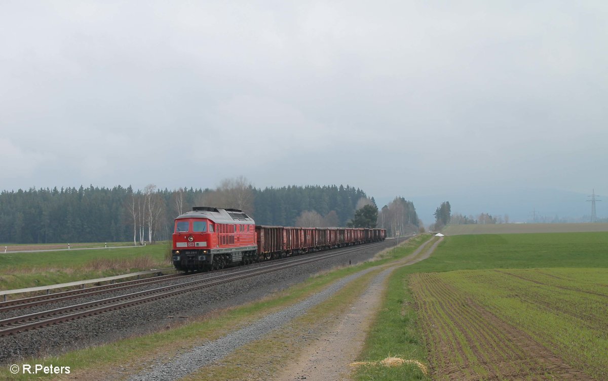 233 219 zieht den EZ 51017 LLE - NNR der nur aus Eas-Wagen dieses mal besteht bei Neudes. 20.04.17