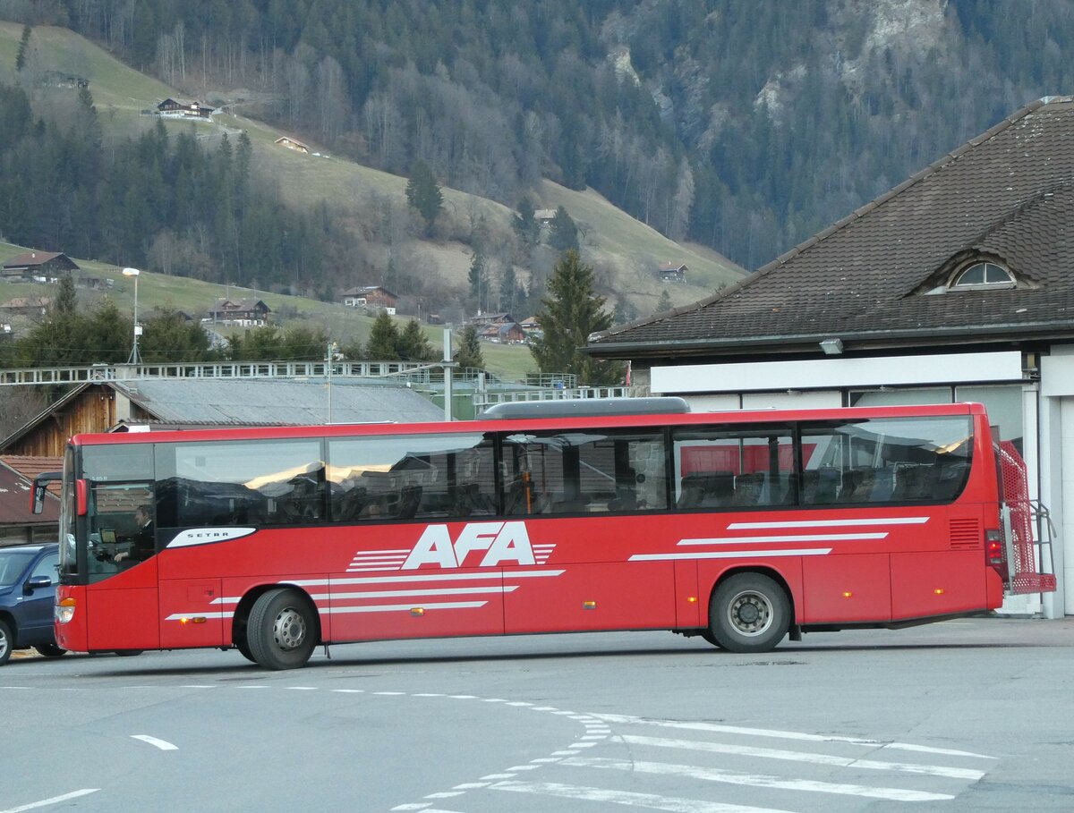 (233'110) - AFA Adelboden - Nr. 24/BE 26'701 - Setra am 23. Februar 2022 beim Bahnhof Frutigen