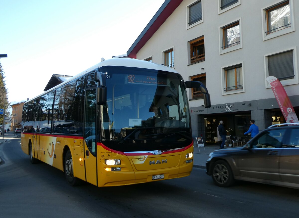 (233'621) - PostAuto Graubnden - GR 173'202 - MAN am 9. Mrz 2022 in Lenzerheide, Post