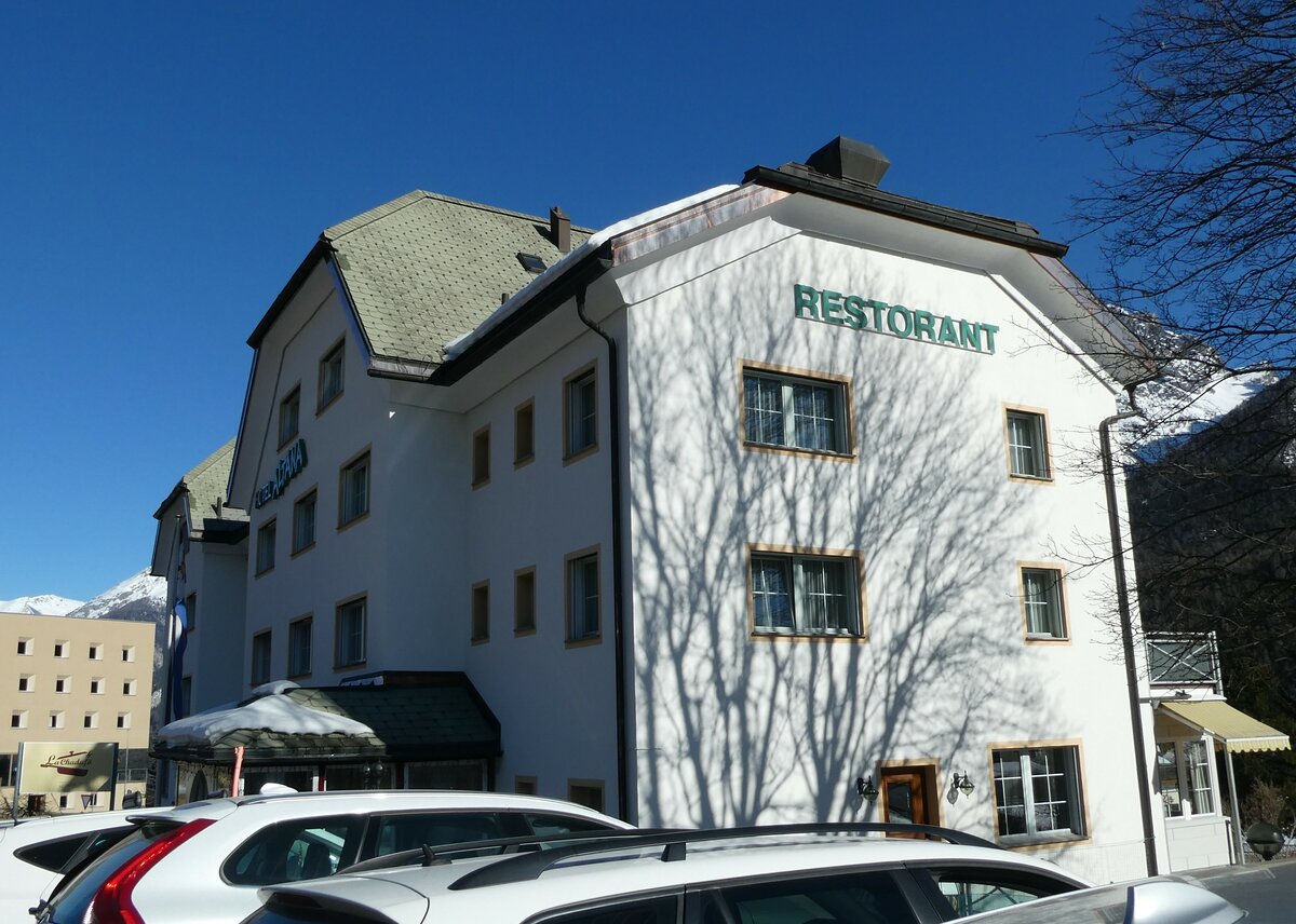 (233'713) - Hotel Altana am 10. Mrz 2022 in Scuol