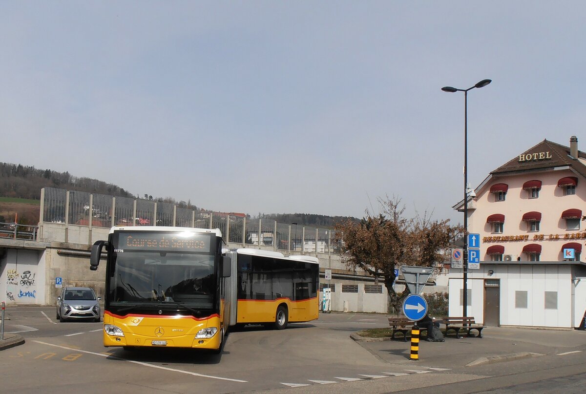 (233'911) - CarPostal Ouest - VD 578'140 - Mercedes am 13. Mrz 2022 beim Bahnhof Moudon