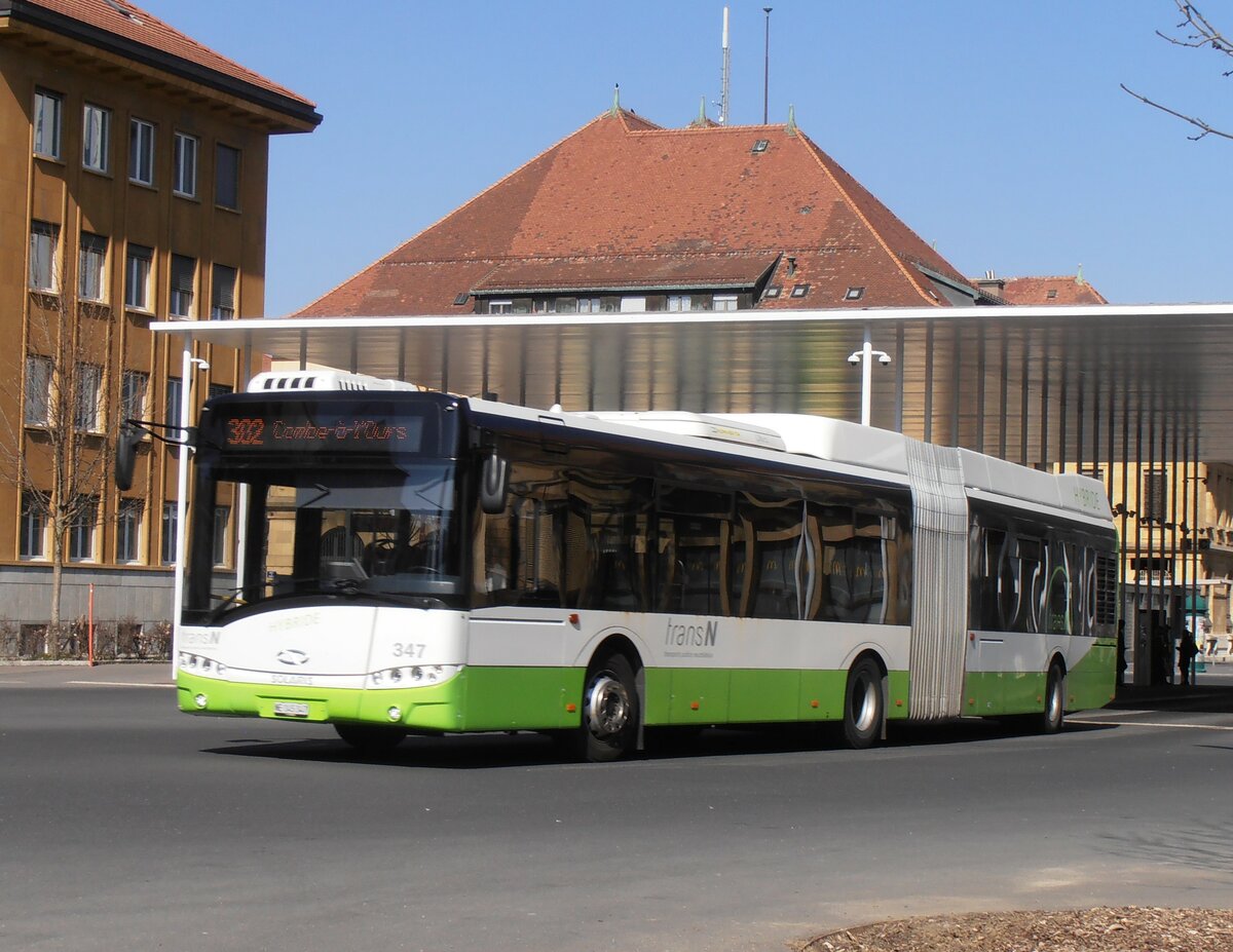 (234'081) - transN, La Chaux-de-Fonds - Nr. 347/NE 145'347 - Solaris am 26. Mrz 2022 beim Bahnhof La Chaux-de-Fonds