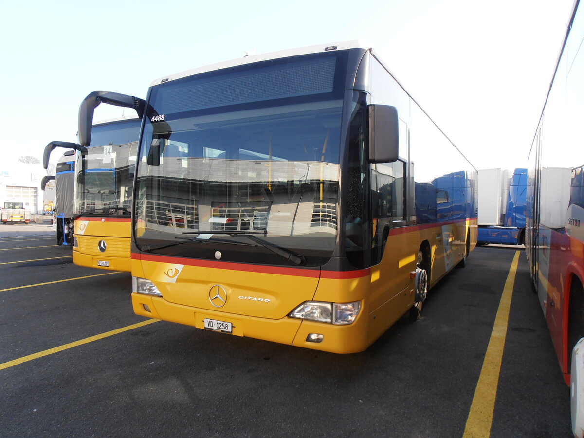 (234'110) - CarPostal Ouest - VD 1258 - Mercedes (ex TPB, Sdeilles) am 26. Mrz 2022 in Kerzers, Interbus