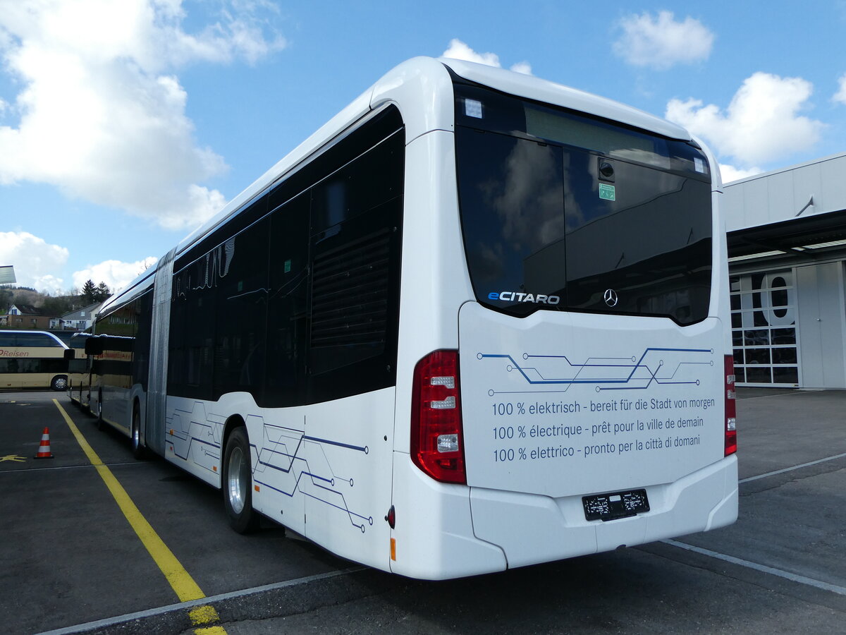 (234'309) - EvoBus, Winterthur - Mercedes am 10. April 2022 in Winterthur, EvoBus