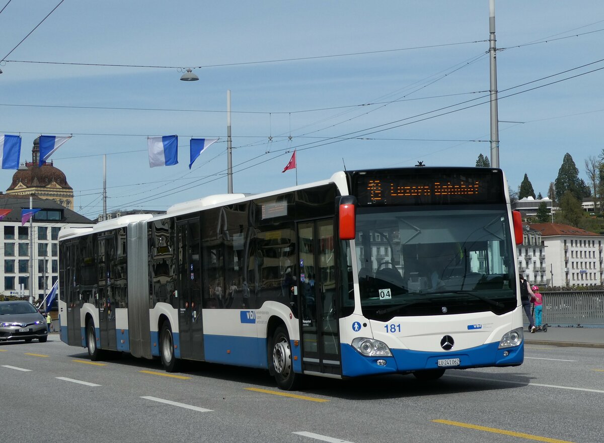 (234'447) - VBL Luzern - Nr. 181/LU 241'062 - Mercedes am 11. April 2022 in Luzern, Bahnhofbrcke