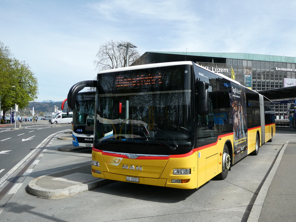 (234'475) - Bucheli, Kriens - Nr. 20/LU 15'527 - MAN am 11. April 2022 beim Bahnhof Luzern