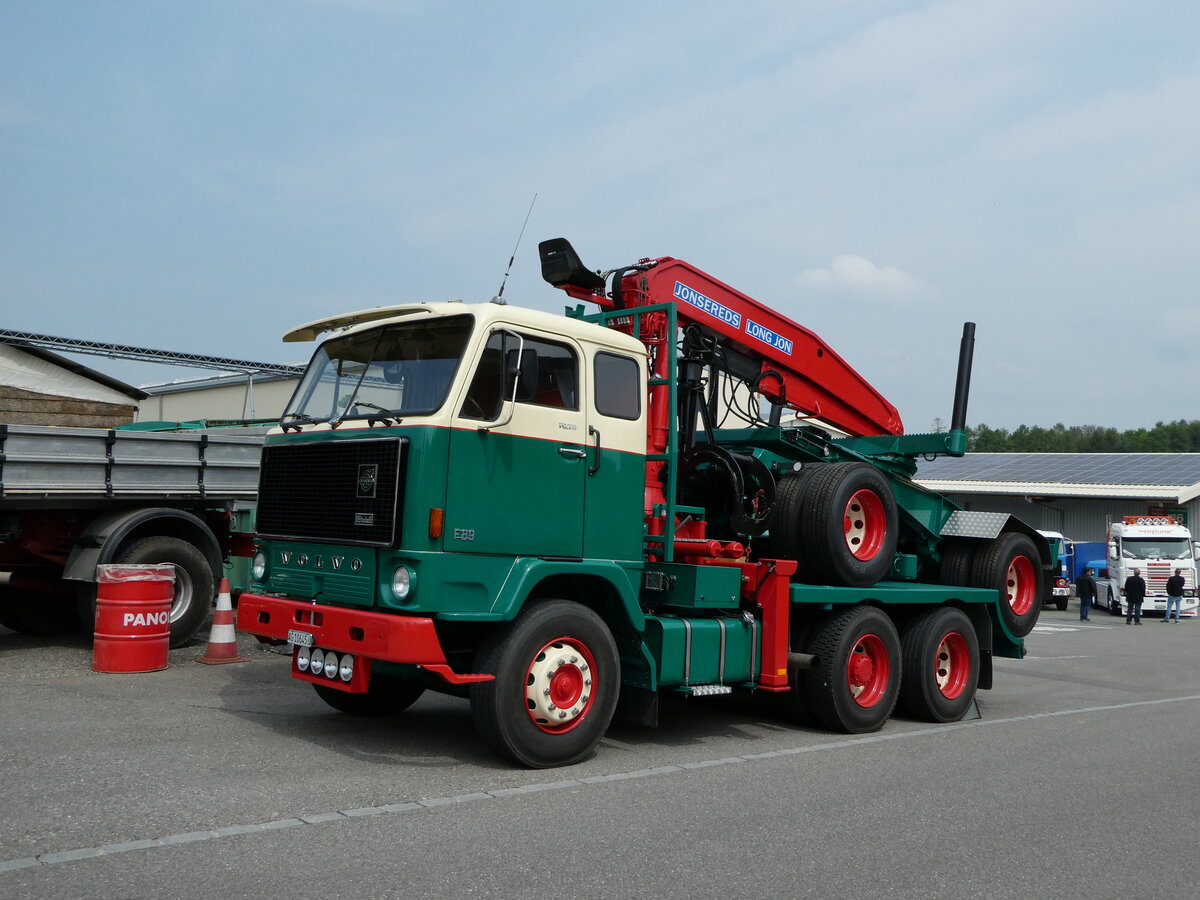 (235'388) - Volvo - AG 10'645 U - am 7. Mai 2022 in Attikon, Wegmller