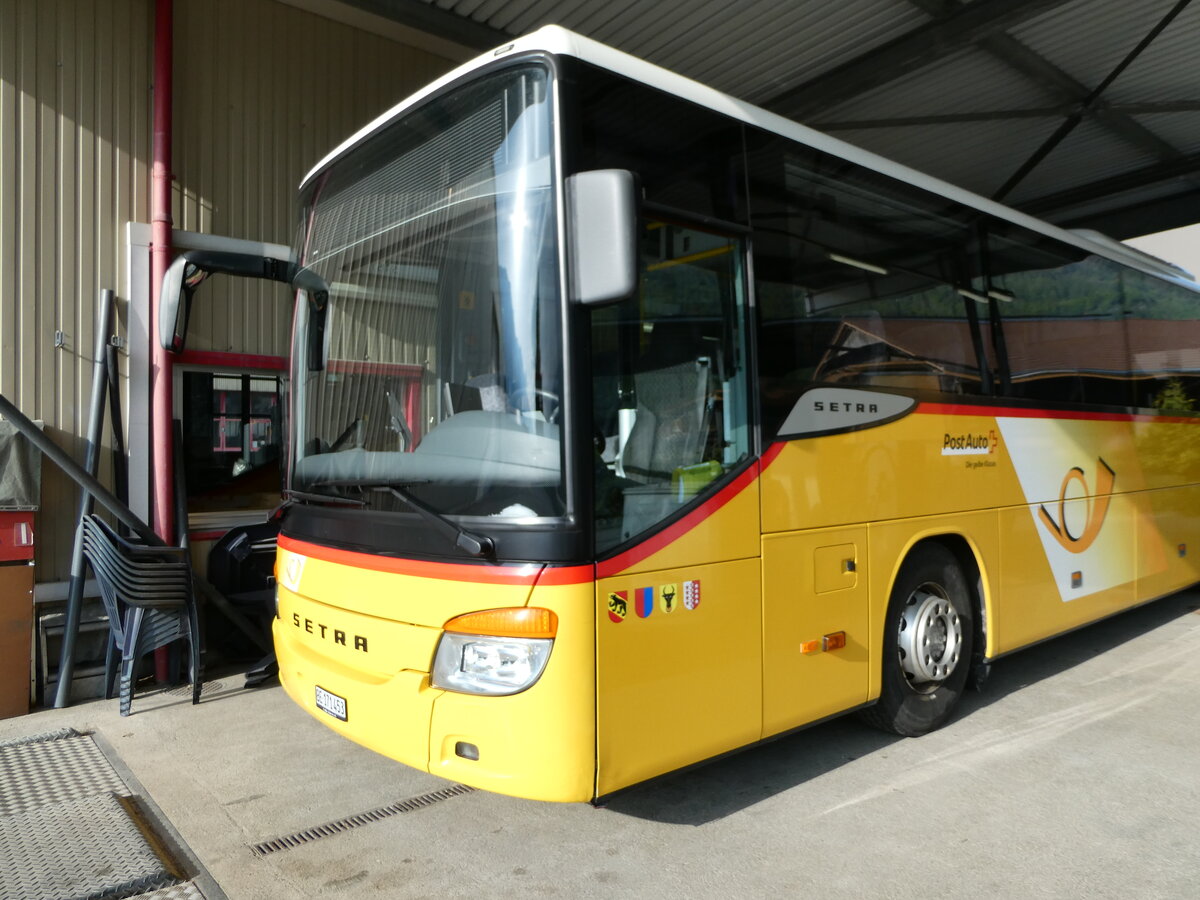 (235'437) - PostAuto Bern - Nr. 73/BE 171'453 - Setra (ex AVG Meiringen Nr,. 73) am 8. Mai 2022 in Interlaken, Garage (Teilaufnahme)