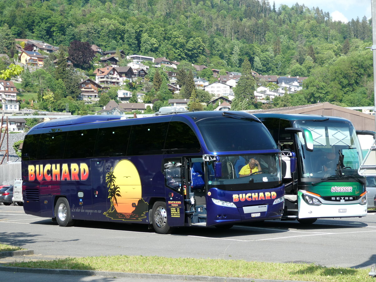 (235'563) - Buchard, Leytron - Nr. 27/VS 107'574 - Neoplan am 14. Mai 2022 in Thun, Seestrasse