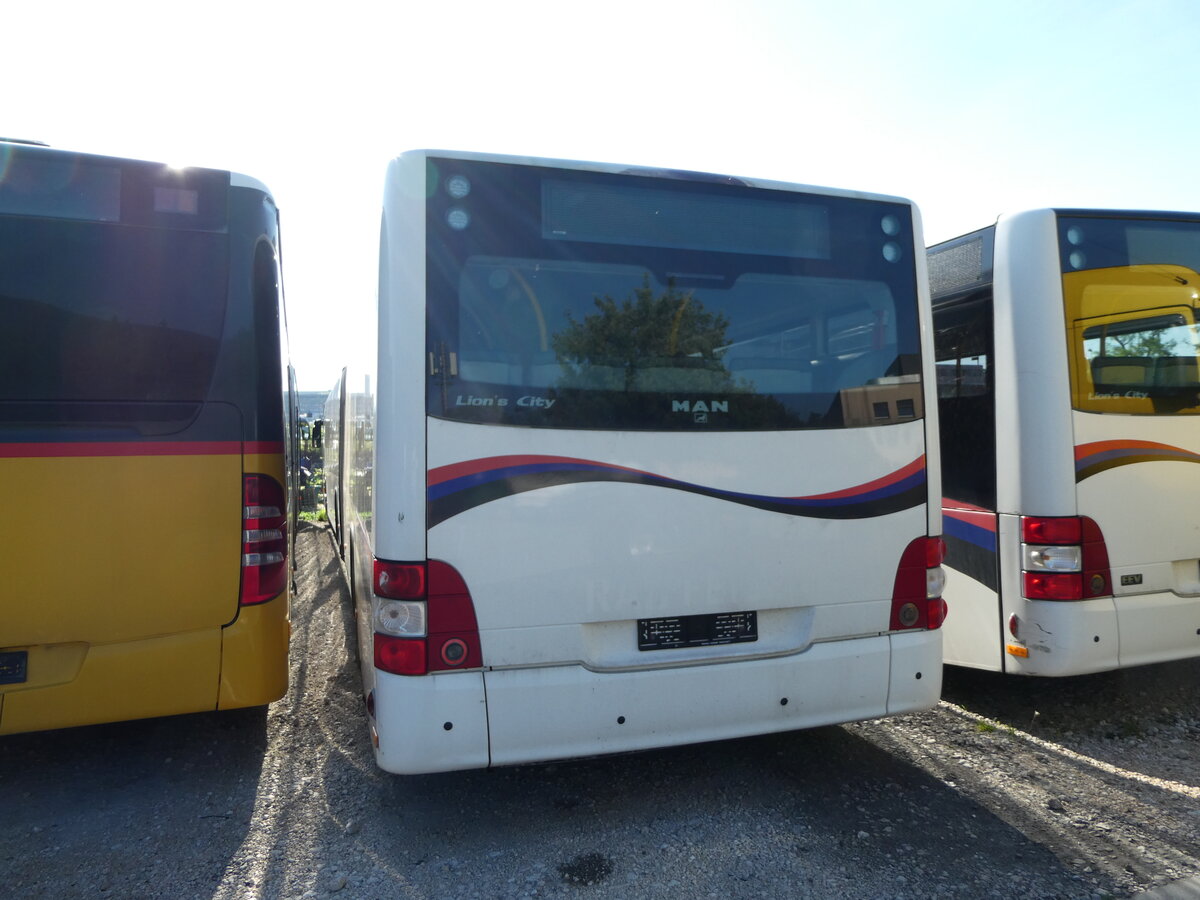 (235'585) - PostAuto Nordschweiz - (NE 165'372) - MAN (ex AG 271'190) am 15. Mai 2022 in St-Blaise, Recam