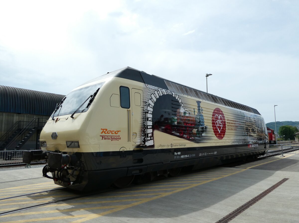 (236'125) - SBB-Lokomotive - Nr. 460'019-3 - am 22. Mai 2022 in Olten, Industriewerk