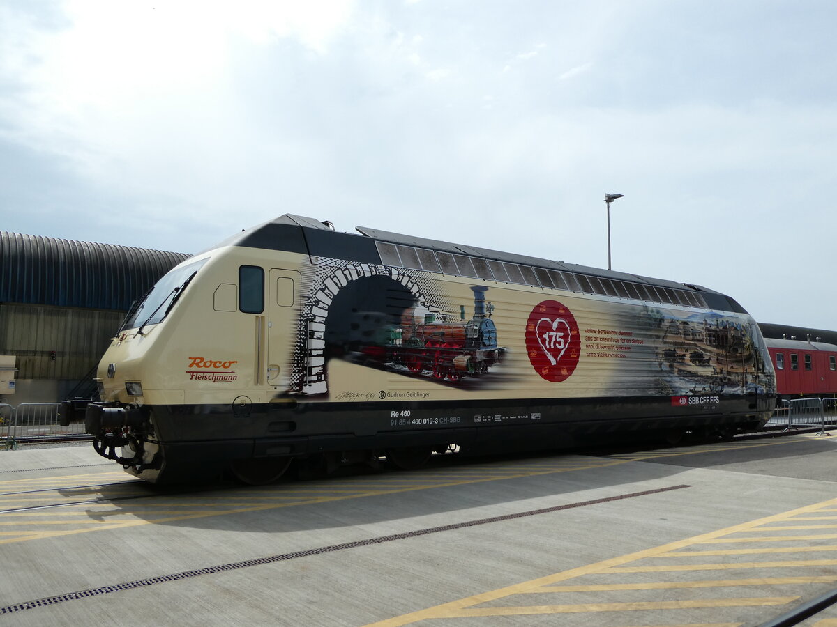 (236'126) - SBB-Lokomotive - Nr. 460'019-3 - am 22. Mai 2022 in Olten, Industriewerk