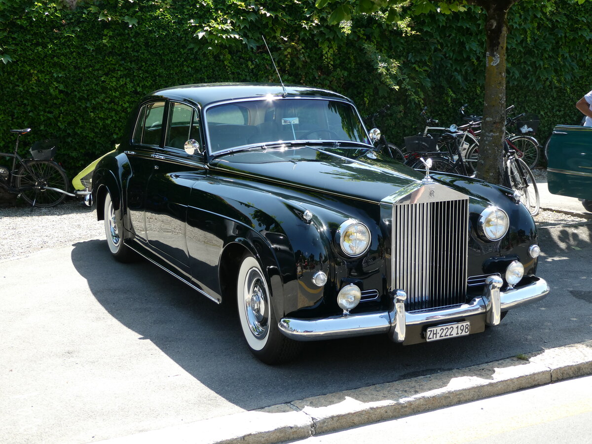 (236'673) - Rolls-Royce - ZH 222'198 - am 4. Juni 2022 in Sarnen, OiO