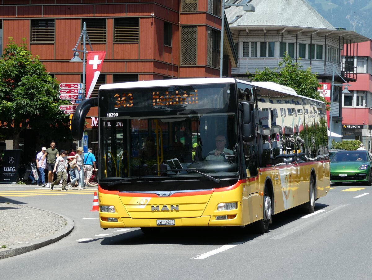 (236'715) - PostAuto Zentralschweiz - Nr. 11/OW 16'211 - MAN (ex Mattli, Wassen) am 4. Juni 2022 beim Bahnhof Sarnen