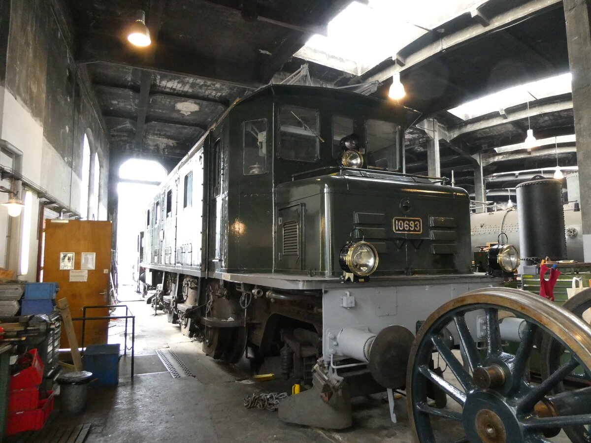 (236'770) - SBB-Lokomotive - Nr. 10'693 - am 5. Juni 2022 in Brugg, Bahnpark