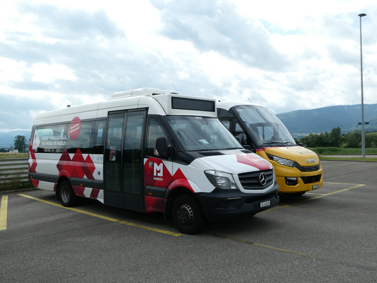 (236'861) - CarPostal Ouest - JU 42'415 - Mercedes/VDL (ex JU 35'166; ex Odiet, Pleigne) am 6. Juni 2022 in Develier, Parkplatz