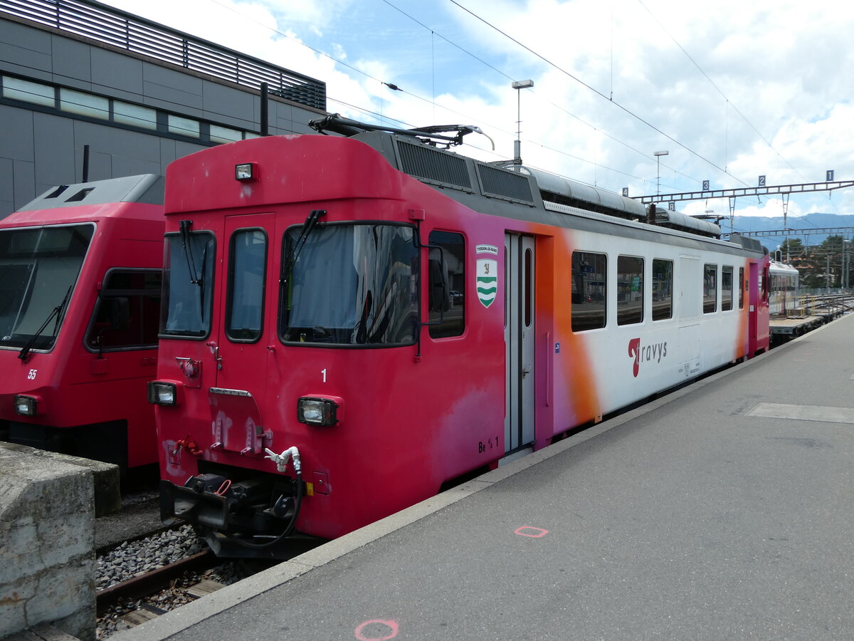(236'982) - TRAVYS-Triebwagen - Nr. 1 - am 6. Juni 2022 im Bahnhof Yverdon
