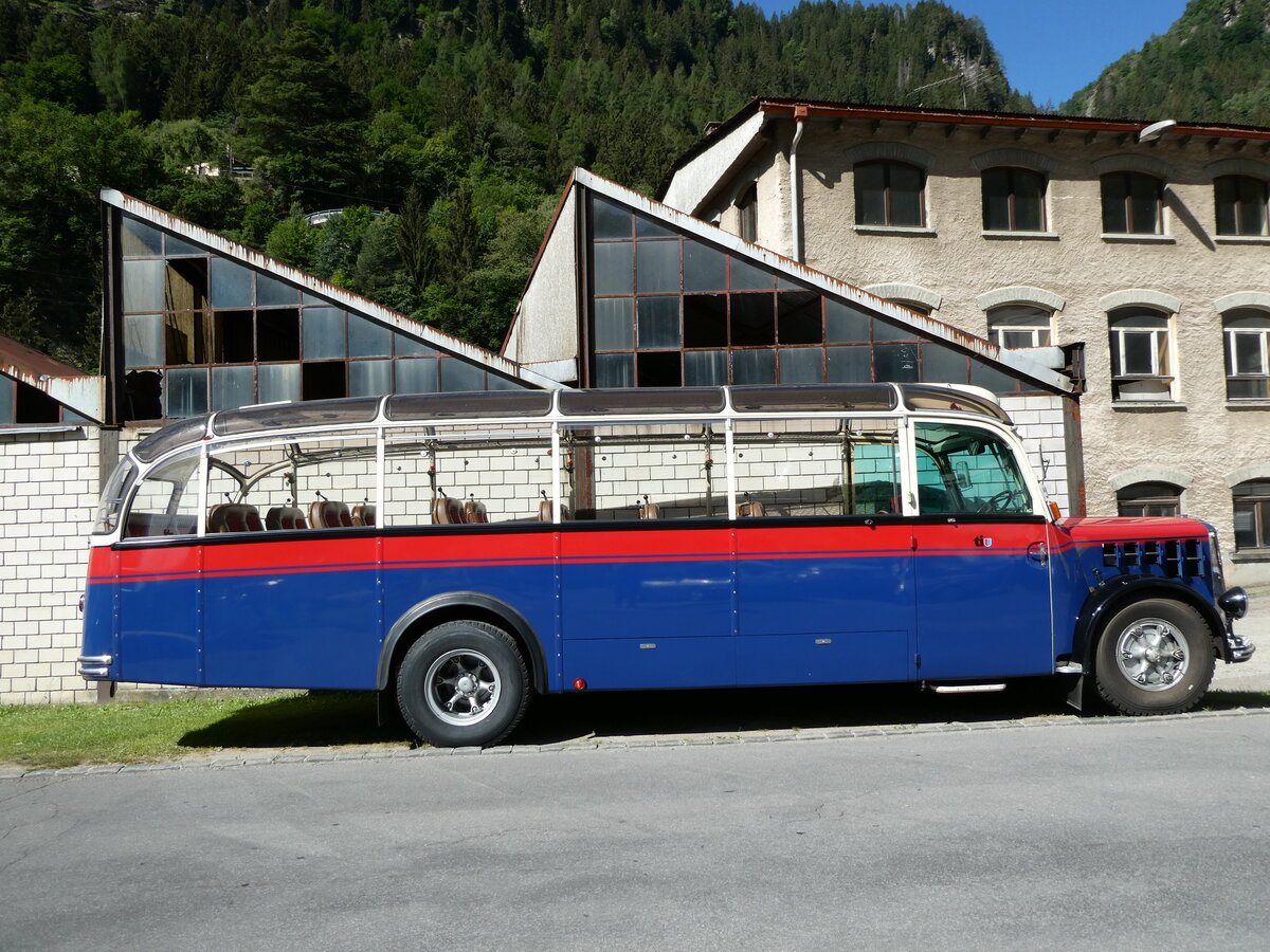 (237'068) - Repubblica e Cantone Ticino, Bellinzona - TI 7 - Saurer/Hess (ex TI 9; ex J+S, Bellinzona; ex M+79'532; ex P 23'141; ex P 2210) am 12. Juni 2022 in Faido, Garage Barenco