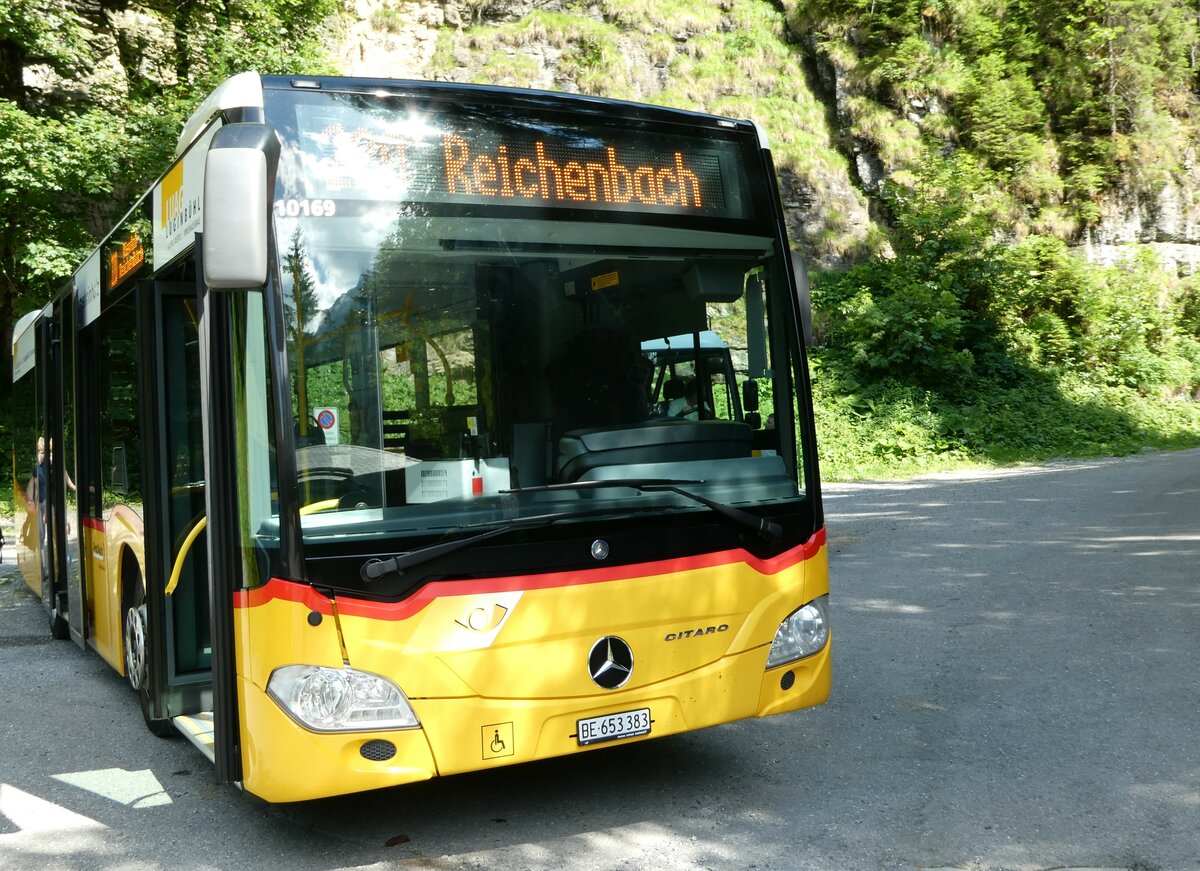 (237'699) - PostAuto Bern - BE 653'383 - Mercedes am 26. Juni 2022 in Kiental, Tschingel