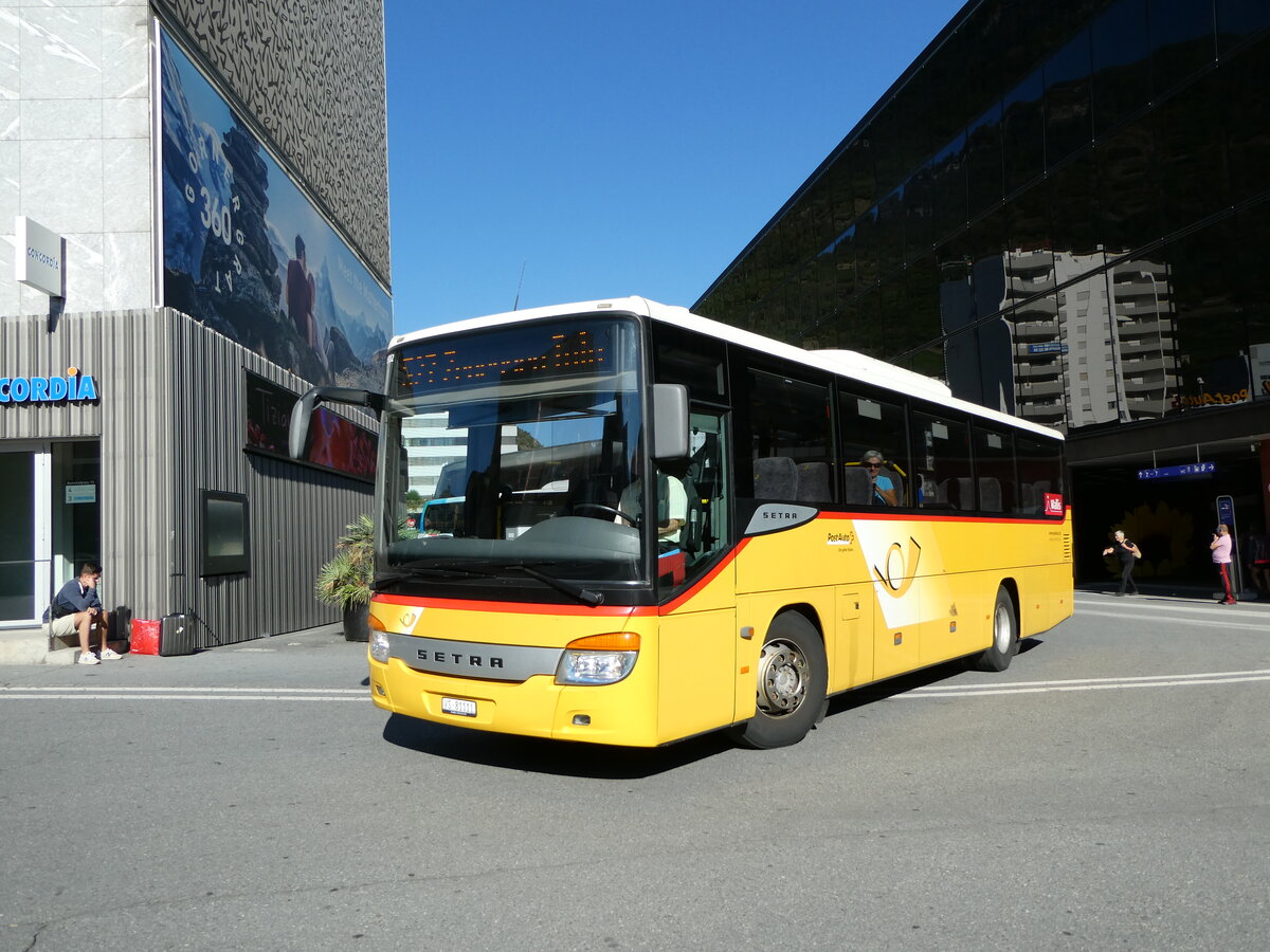 (238'654) - Autotour, Visp - VS 81'111 - Setra am 31. Juli 2022 beim Bahnhof Visp