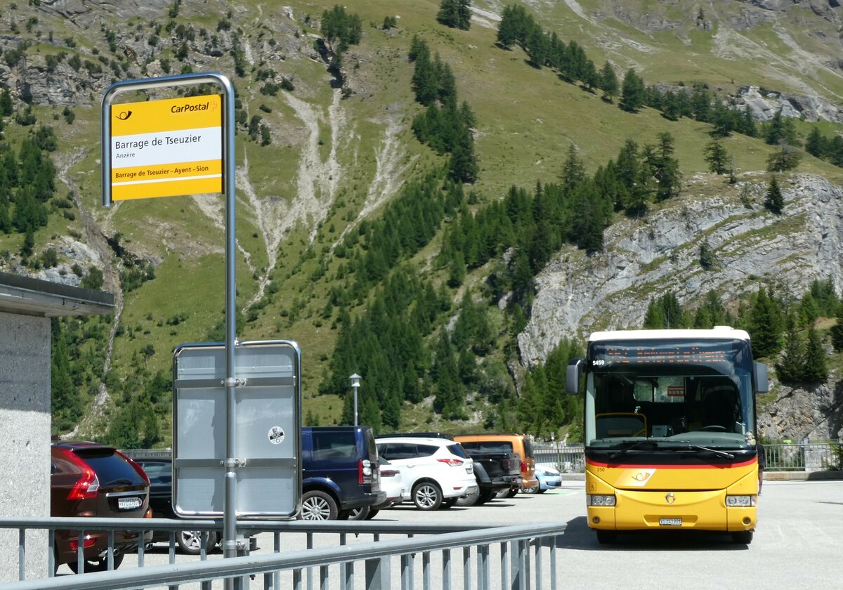 (238'692) - Buchard, Leytron - Nr. 250/VS 243'998 - Irisbus am 31. Juli 2022 in Anzre, Barrage de Tseuzier