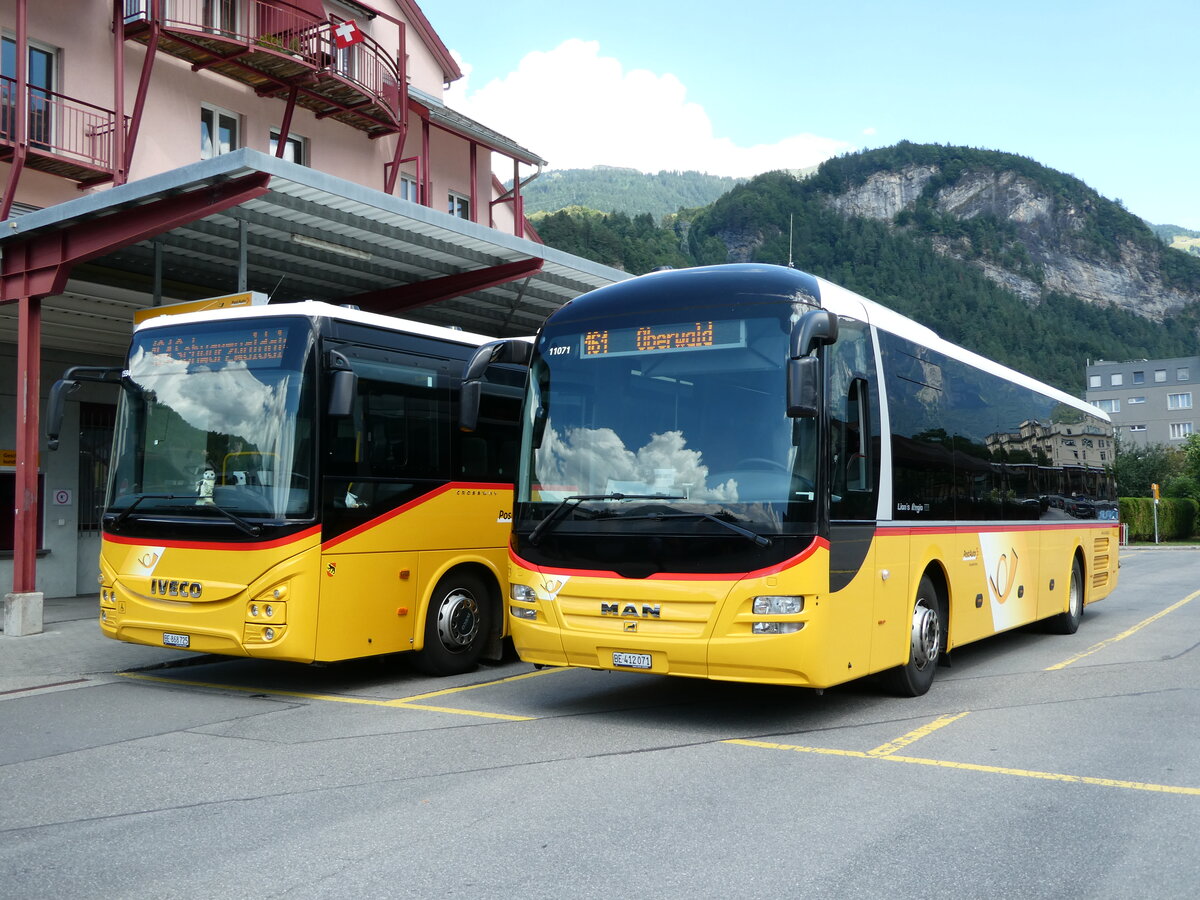 (238'782) - PostAuto Bern - Nr. 71/BE 412'071 - MAN (ex PostAuto Zentralschweiz Nr. 20; ex Dillier, Sarnen Nr. 20) am 1. August 2022 in Meiringen, Postautostation