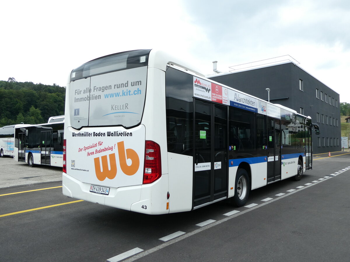 (238'933) - Maag, Kloten - Nr. 43/ZH 439'343 - Mercedes am 7. August 2022 in Winterthur, EvoBus