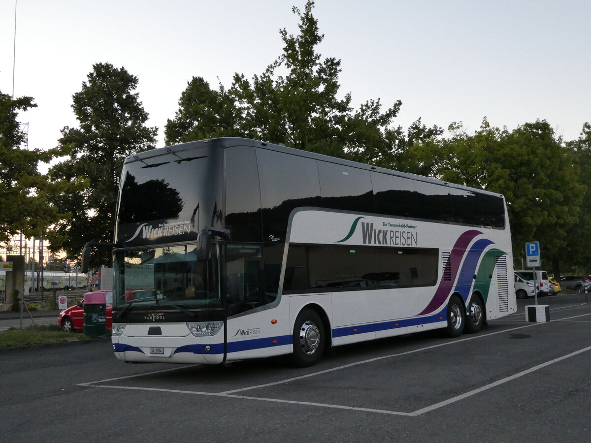 (239'008) - Wick, Wil - SG 2904 - Van Hool am 12. August 2022 in Thun, Seestrasse