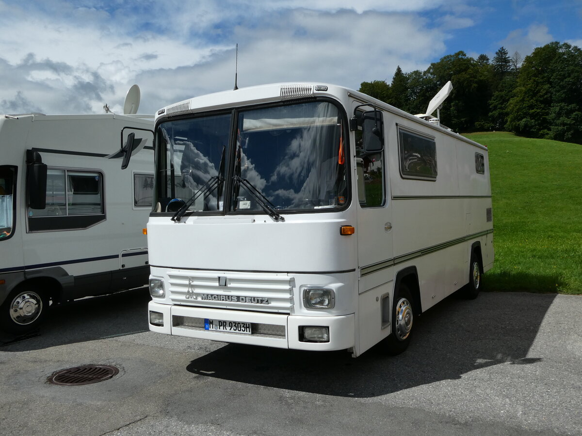 (239'141) - Aus Deutschland: Pascher, Mnchen - M-PR 9303H - Magirus-Deutz am 20. August 2022 in Wildhaus, Munzenriet