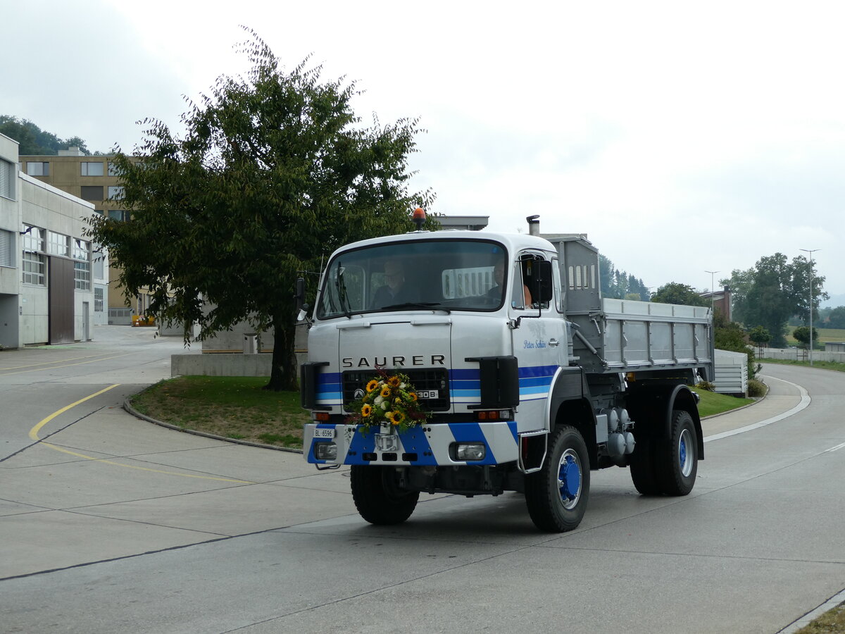 (239'544) - Schr - BL 6596 - Saurer am 27. August 2022 in Oberkirch, CAMPUS Sursee