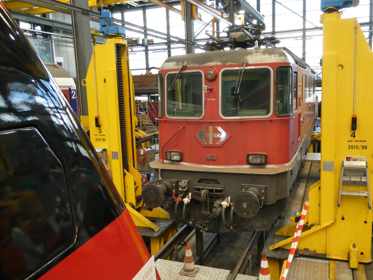 (240'528) - SBB-Lokomotive - Nr. 11'133 - am 2. Oktober 2022 in Yverdon, Dpt