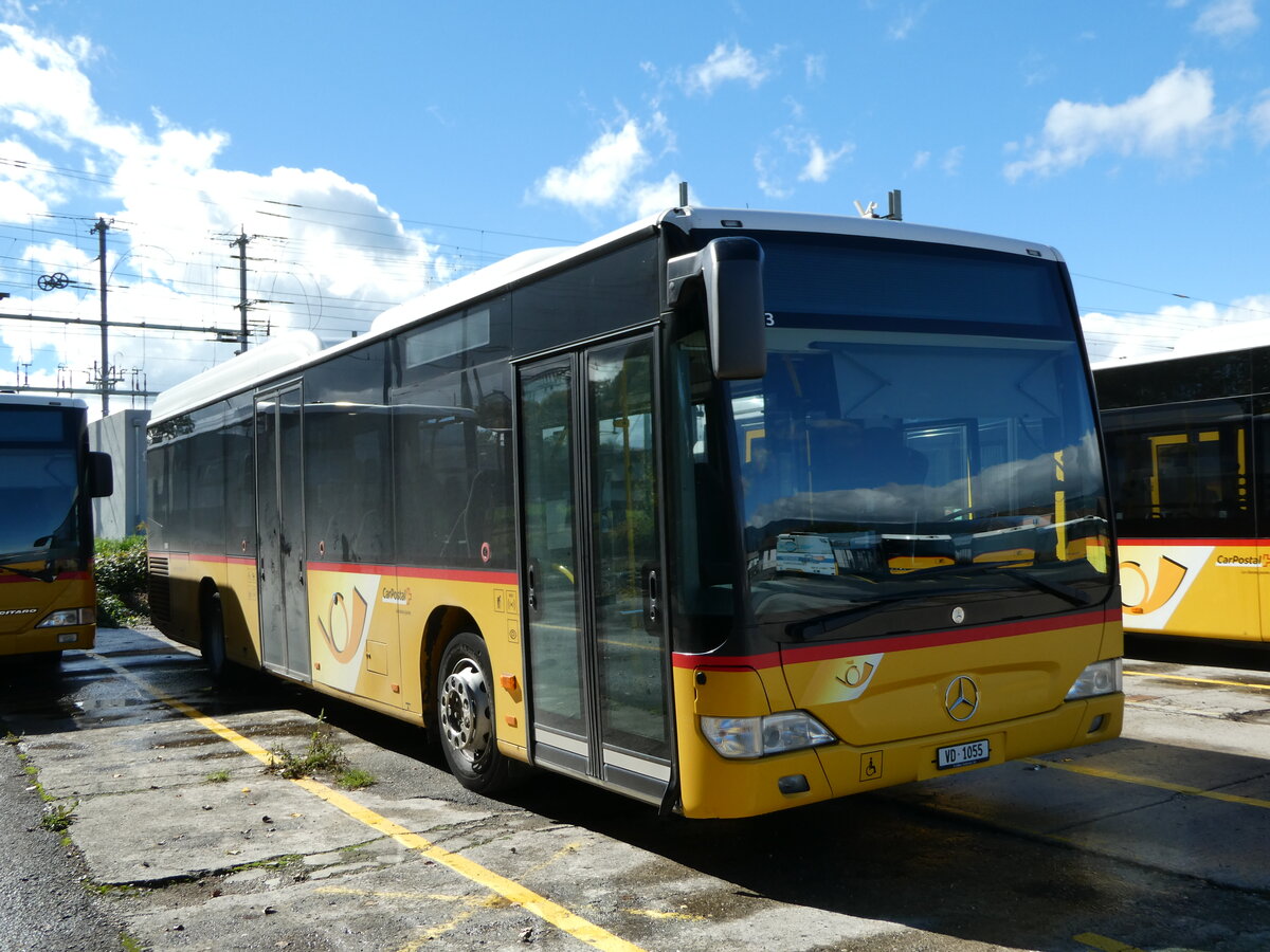 (240'560) - CarPostal Ouest - VD 1055 - Mercedes (ex Morattel, Sdeilles) am 2. Oktober 2022 in Yverdon, Garage