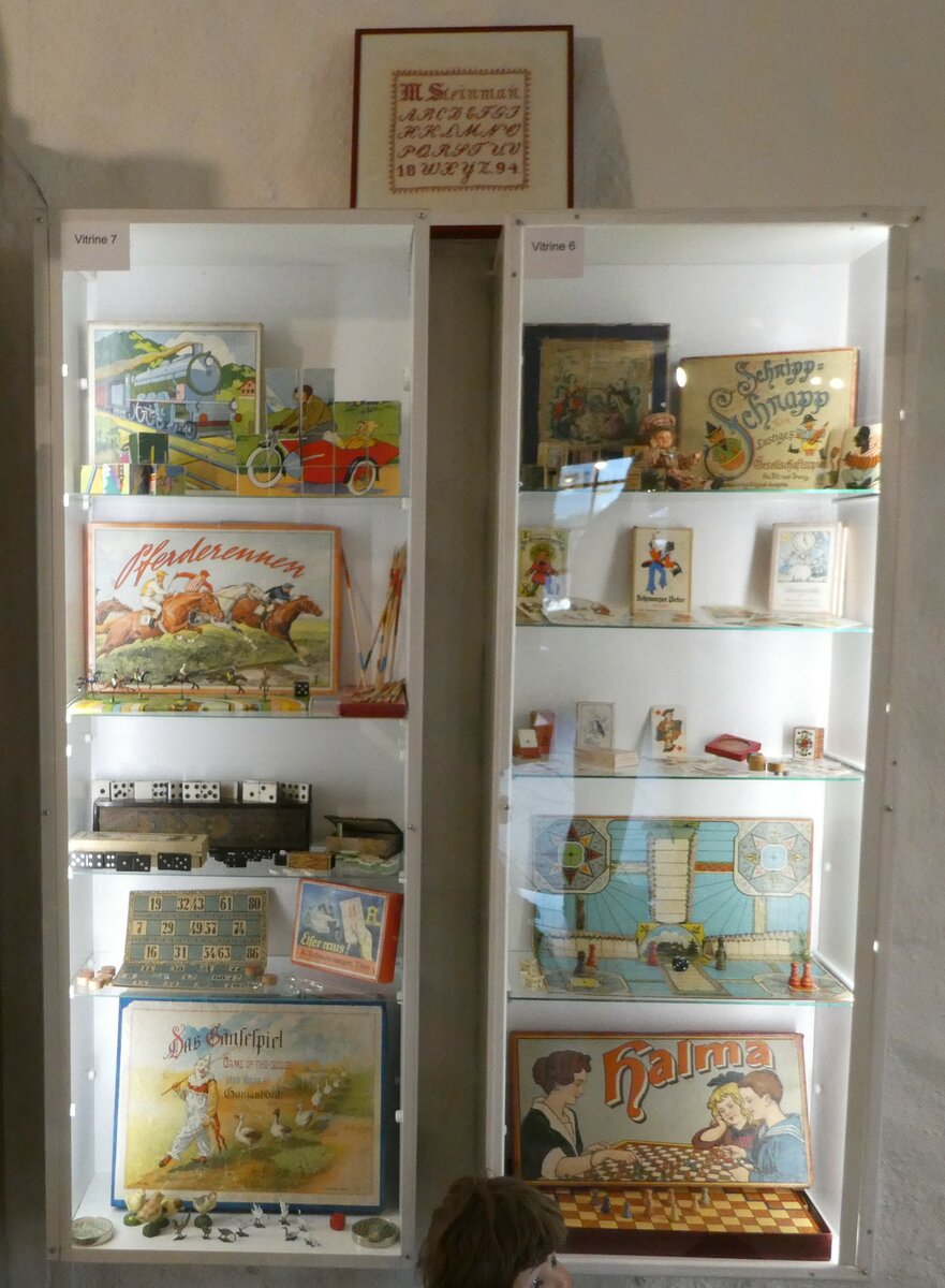 (241'528) - Spiele am 18. Oktober 2022 in Spiez, Spielzeugmuseum