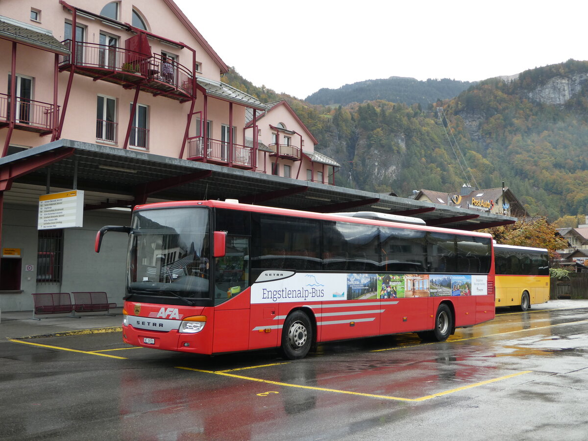 (241'685) - AFA Adelboden - Nr. 24/BE 26'701 - Setra am 22. Oktober 2022 in Meiringen, Postautostatio (Einsatz: PostAuto fr Engstlenalp-Bus)