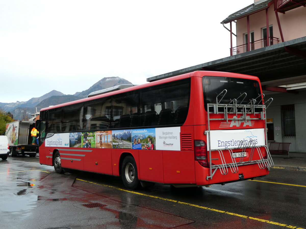 (241'687) - AFA Adelboden - Nr. 24/BE 26'701 - Setra am 22. Oktober 2022 in Meiringen, Postautostation (Einsatz: PostAuto fr Engstlenalp-Bus)