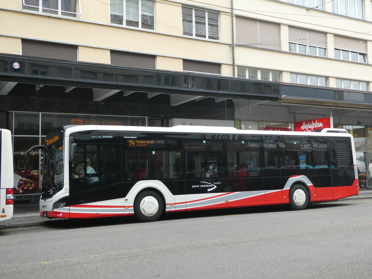 (241'904) - ASm Langenthal - Nr. 71/BE 872'371 - MAN am 29. Oktober 2022 beim Bahnhof Biel