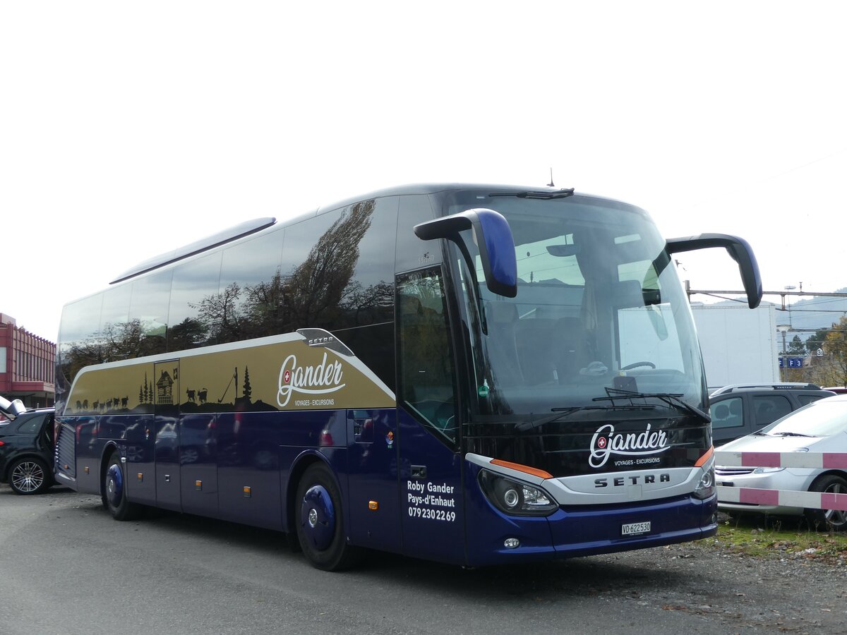 (241'966) - Gander, Chteau-d'Oex - VD 622'530 - Setra am 30. Oktober 2022 in Thun, Rosenau