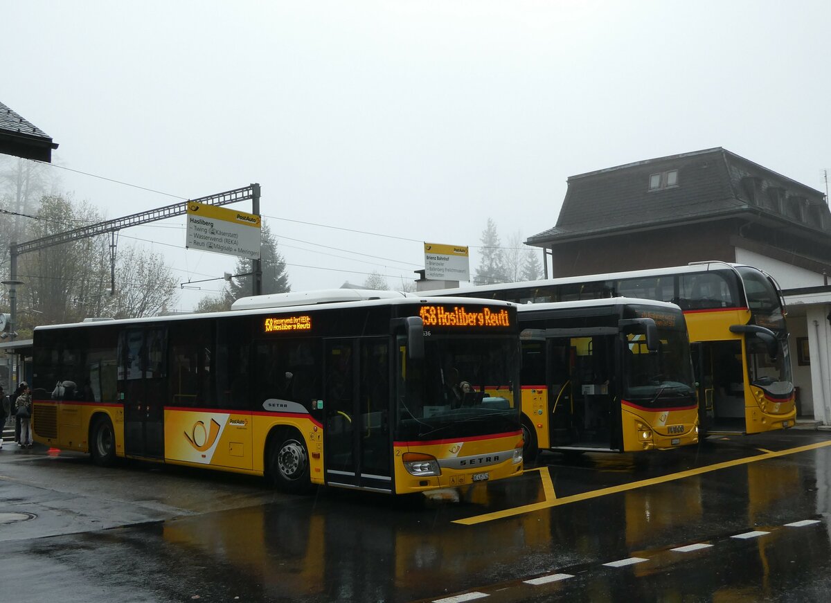 (242'165) - Flck, Brienz - Nr. 2/BE 435'742 - Setra am 5. November 2022 auf dem Brnigpass