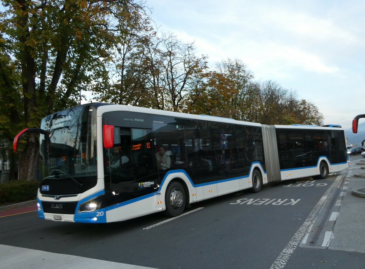 (242'461) - AAGR Rothenburg - Nr. 20/LU 15'739 - MAN am 11. November 2022 beim Bahnhof Luzern