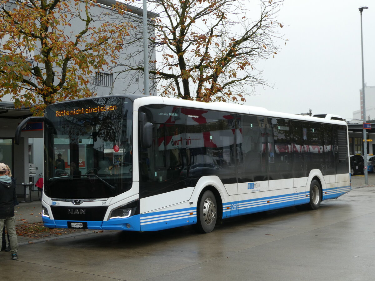 (242'585) - WilMobil, Wil - Nr. 261/SG 336'974 - MAN am 13. November 2022 beim Bahnhof Wil