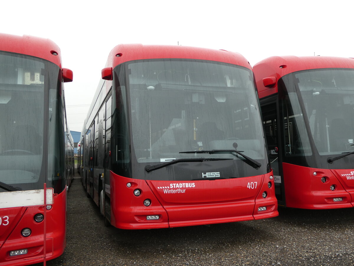 (242'600) - SW Winterthur - Nr. 407 - Hess/Hess Doppelgelenktrolleybus am 13. November 2022 in Wil, Larag