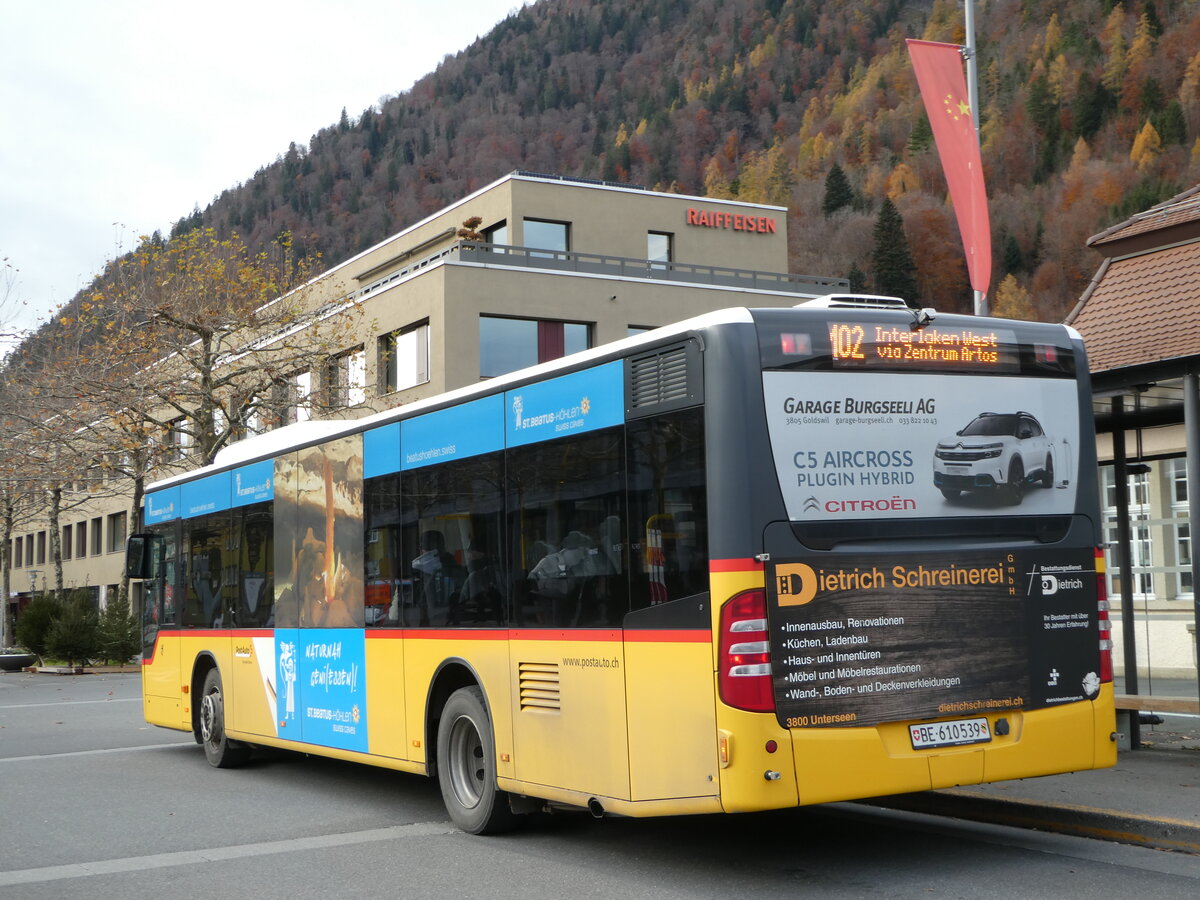 (243'092) - PostAuto Bern - BE 610'539 - Mercedes (ex BE 700'281; ex Schmocker, Stechelberg Nr. 2) am 22. November 2022 beim Bahnhof Interlaken Ost