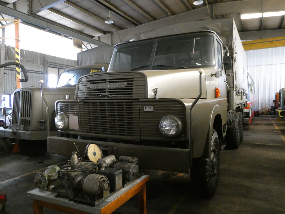 (243'136) - Henschel am 26. November 2022 in Wetzikon, Zrcherstrasse