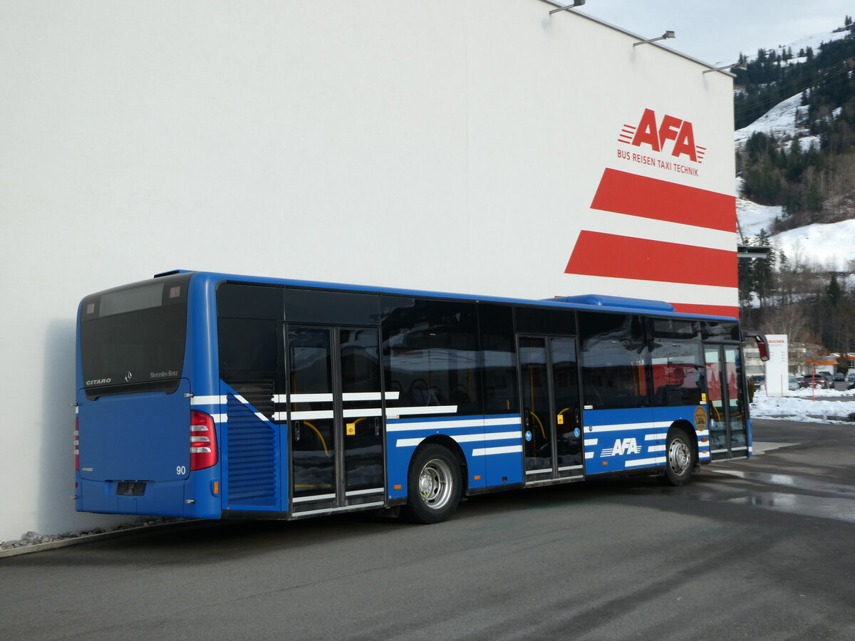 (244'062) - AFA Adelboden - Nr. 90 - Mercedes am 20. Dezember 2022 in Frutigen, Garage