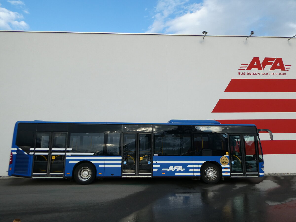 (244'063) - AFA Adelboden - Nr. 90 - Mercedes am 20. Dezember 2022 in Frutigen, Garage