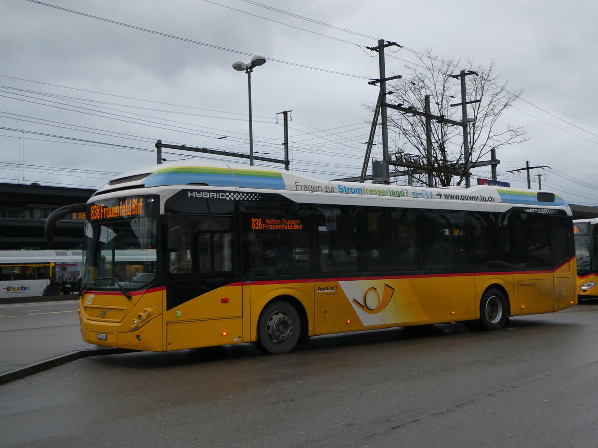 (244'105) - PostAuto Ostschweiz - TG 209'425 - Volvo am 21. Dezember 2022 beim Bahnhof Weinfelden